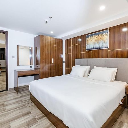 Sweden Hotel And Apartment Дананг Екстериор снимка