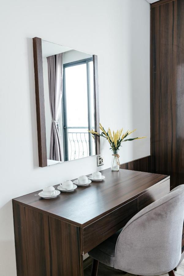 Sweden Hotel And Apartment Дананг Екстериор снимка