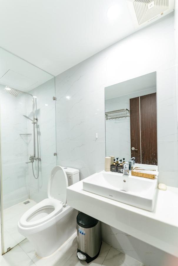 Sweden Hotel And Apartment Дананг Екстериор снимка