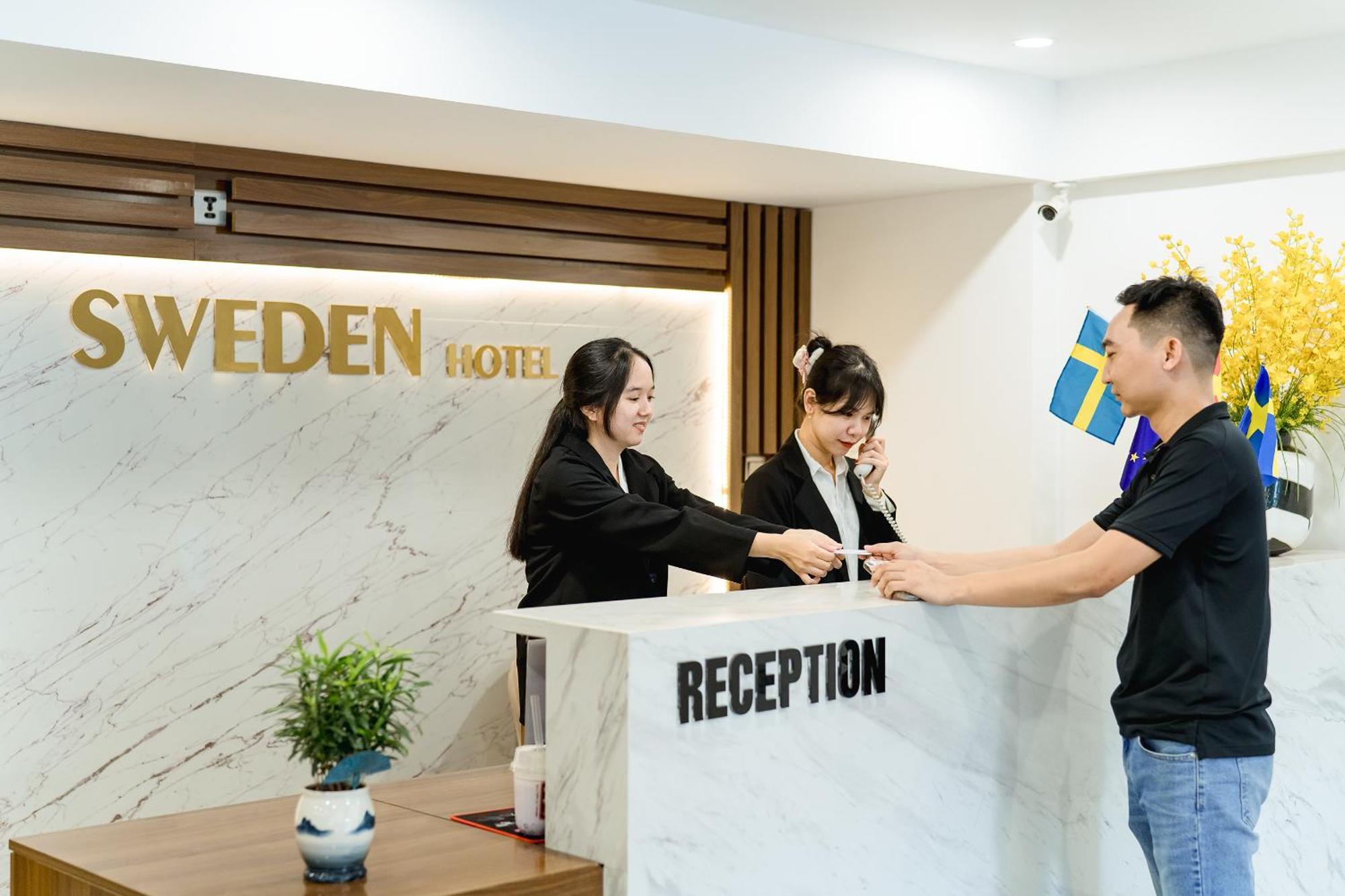 Sweden Hotel And Apartment Дананг Екстериор снимка